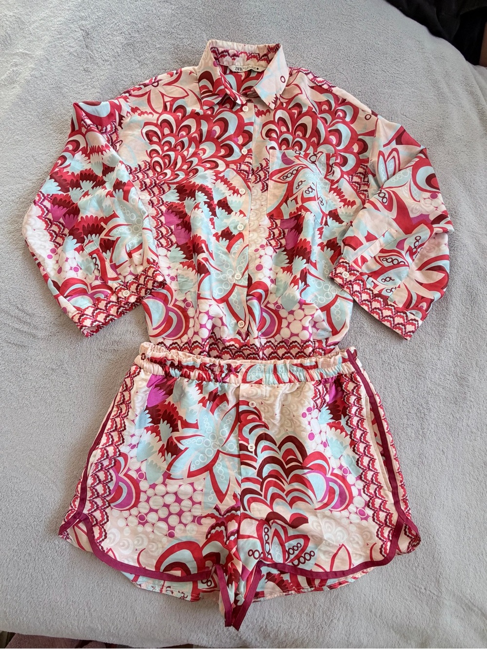 Zara Red Pink & Blue Floral Two-Piece Shirt Top and Shorts Set Size M